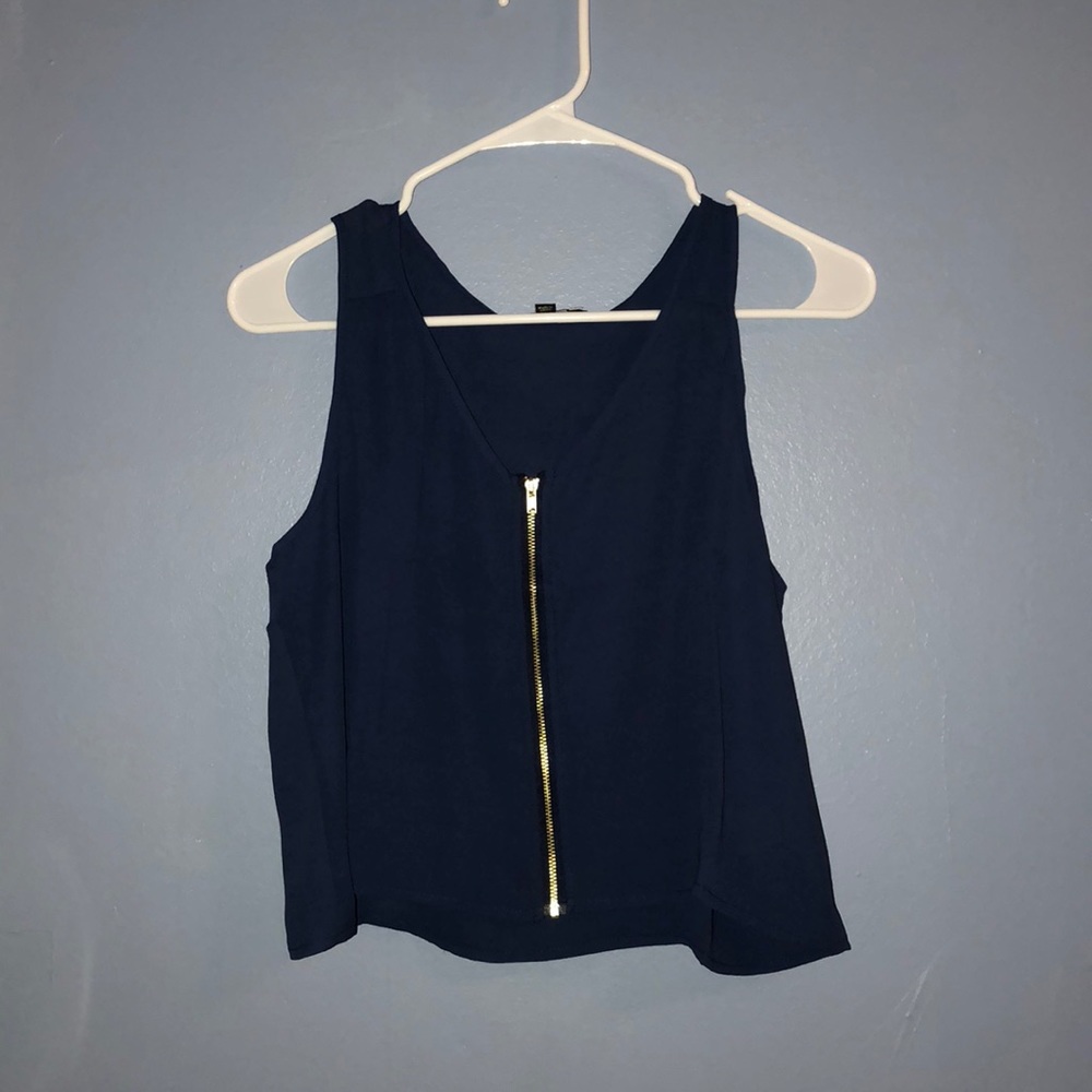 Beautiful Forever21 blouse tank top